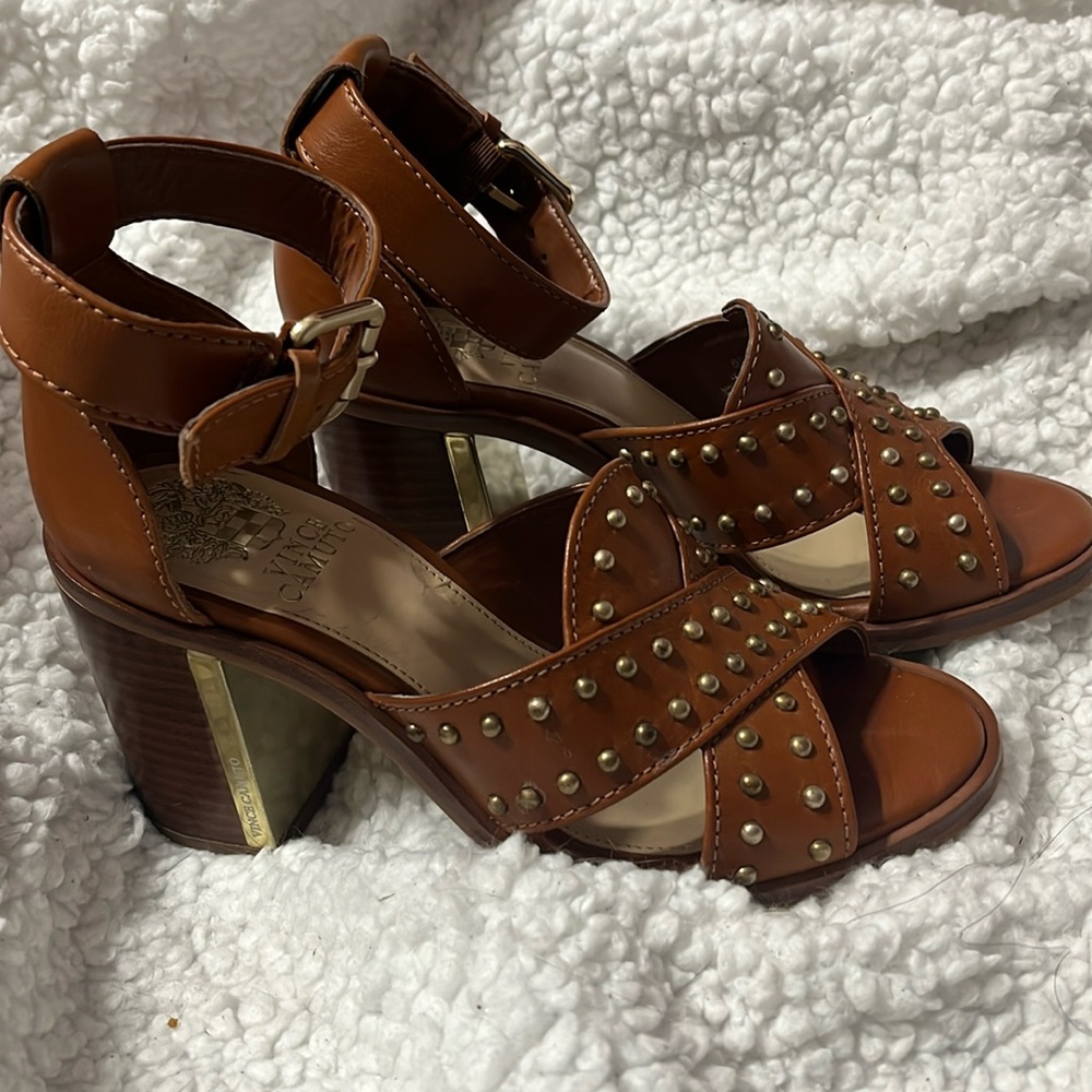 Vince Camuto Sandals with heel